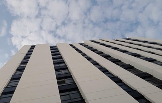 نمای پارک علم و فناوری با سمنت برد