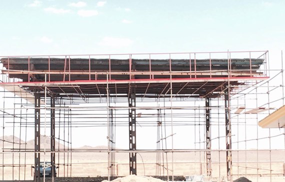 ورق کامپوزیت در نمای پمپ بنزین جاده تهران ساوه